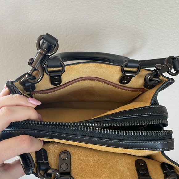 Coach Rogue 20 purse bag Black Pewter pebbled leather Basically New! 🏷️🖤 - Picture 9 of 15